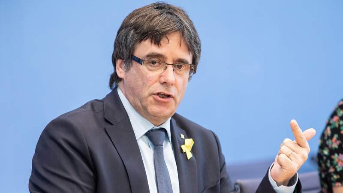 El expresidente catalán Carles Puigdemont durante su intervención en Berlín. OMER MESSINGER