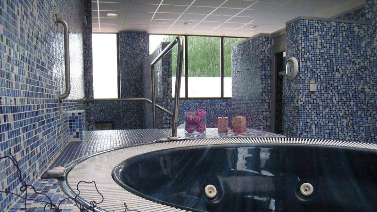 Zona termal de relax y habitación Nueva Yorkdel SPA Loft en Boñar.