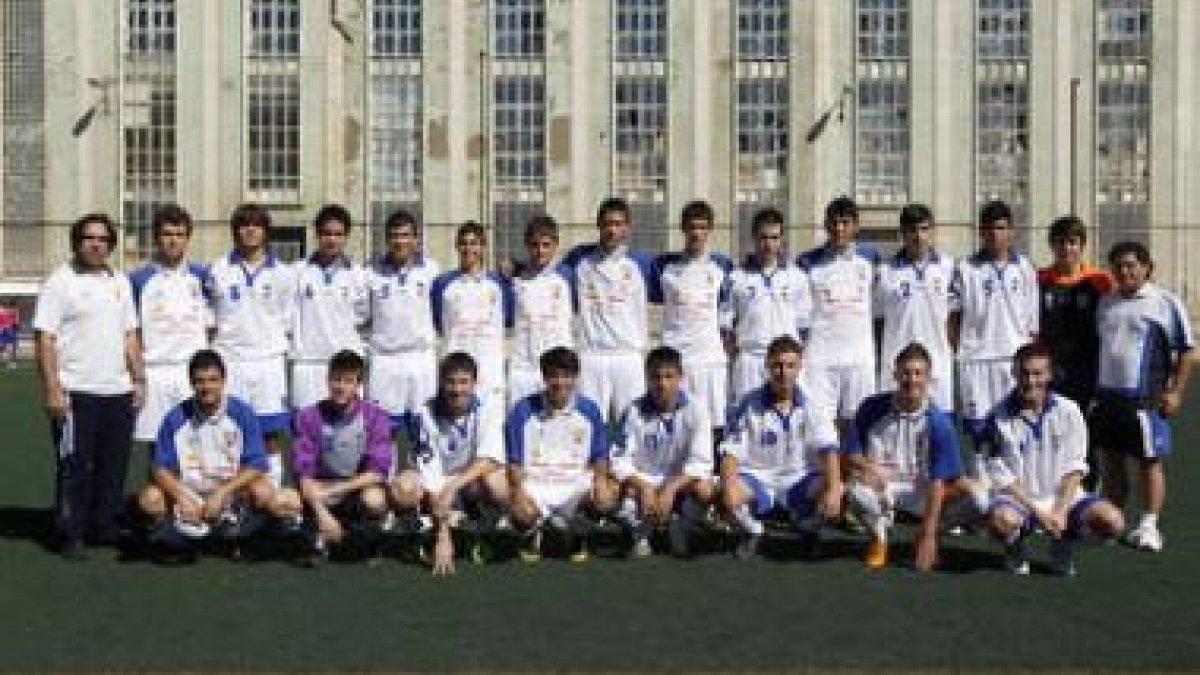 El equipo de la Peña se presentó el sábado con el Sporting de Gijón como adversario.