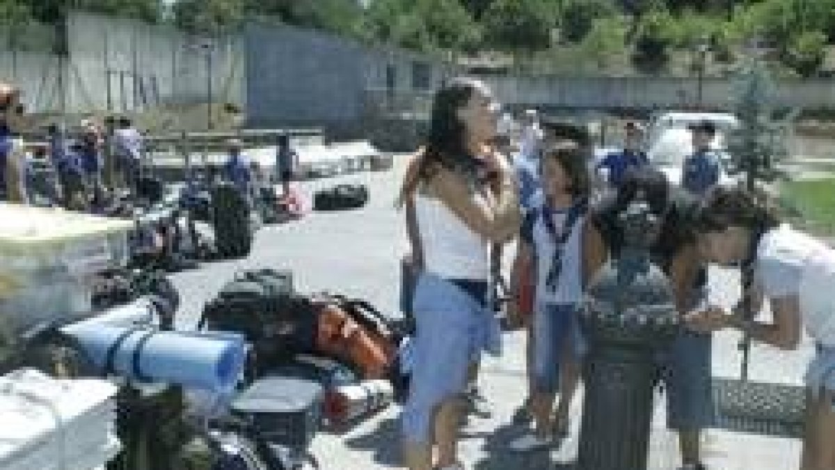 Los boys-scouts madrileños que llegaron ayer al cámping de Berlanga serán sus primeros usuarios