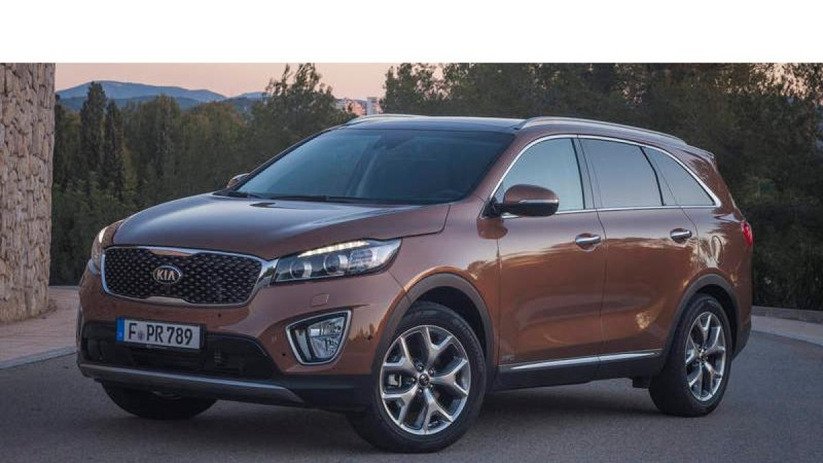 Bonito y práctico, el nuevo Sorento hace gala de una silueta más perfilada y moderna.
