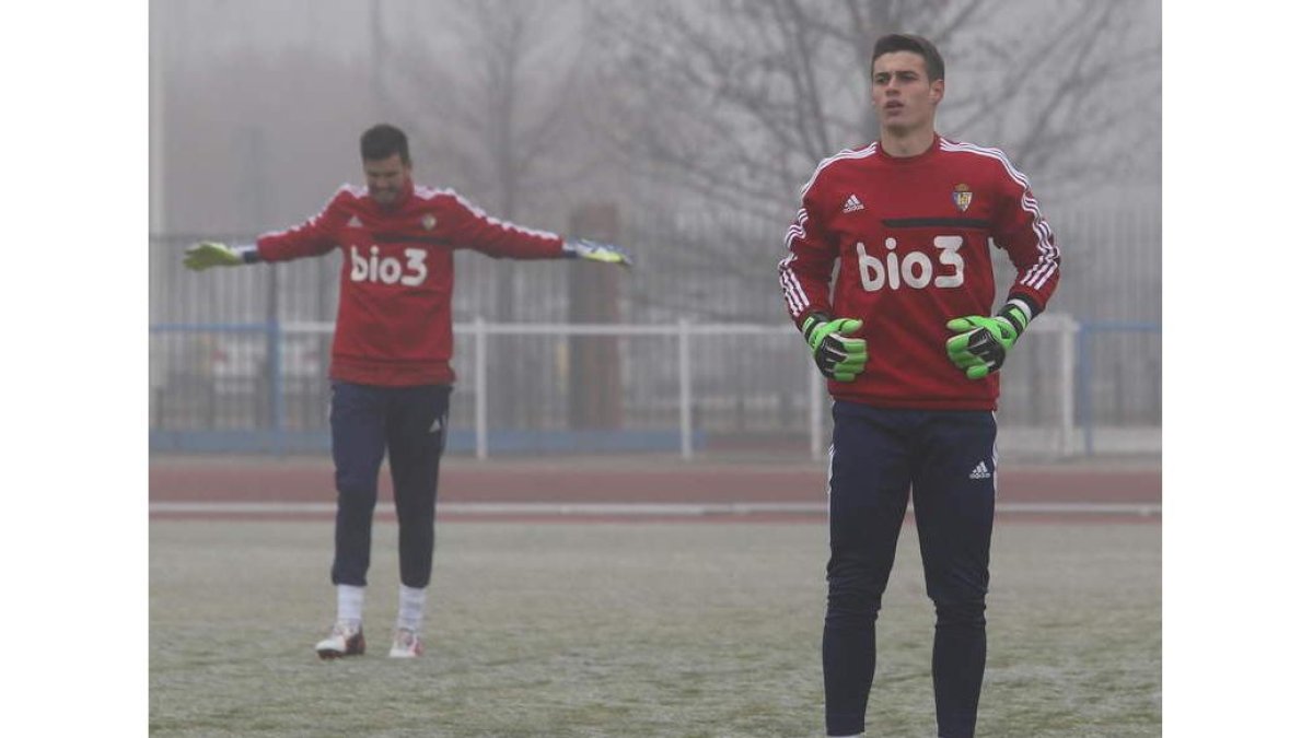 Kepa Arrizabalaga no completó la sesión de trabajo que ayer se llevó a cabo en Compostilla