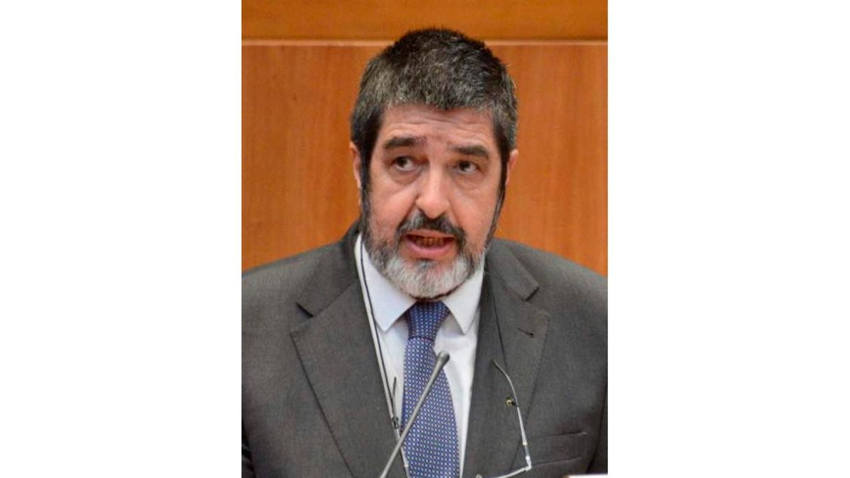 Manuel Mitadiel. DL