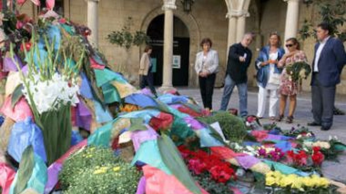 Isabel Carrasco, durante la inauguración de la muestra floral en el Palacio de los Guzmanes.