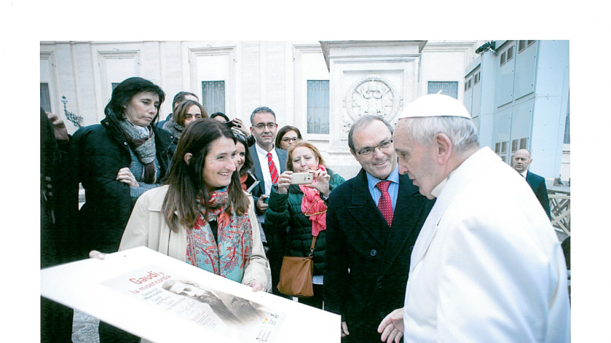 Los impulsores de la beatificación de Gaudí junto con el Papa Francisco