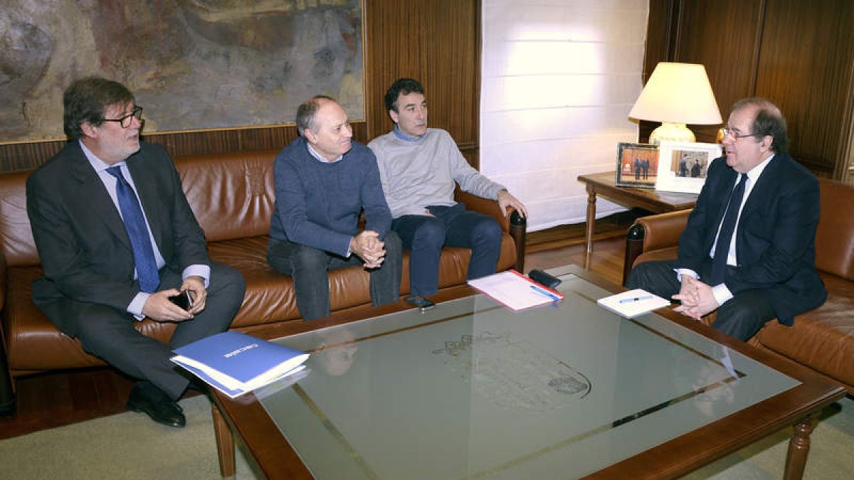 Santiago Aparicio, Faustino Temprano, Ángel Hernández y Juan Vicente Herrera. NACHO GALLEGO