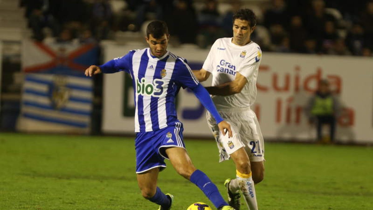 Fofo entrenó ayer con aparente normalidad e intentará estar a punto para jugar ante el Alcorcón.