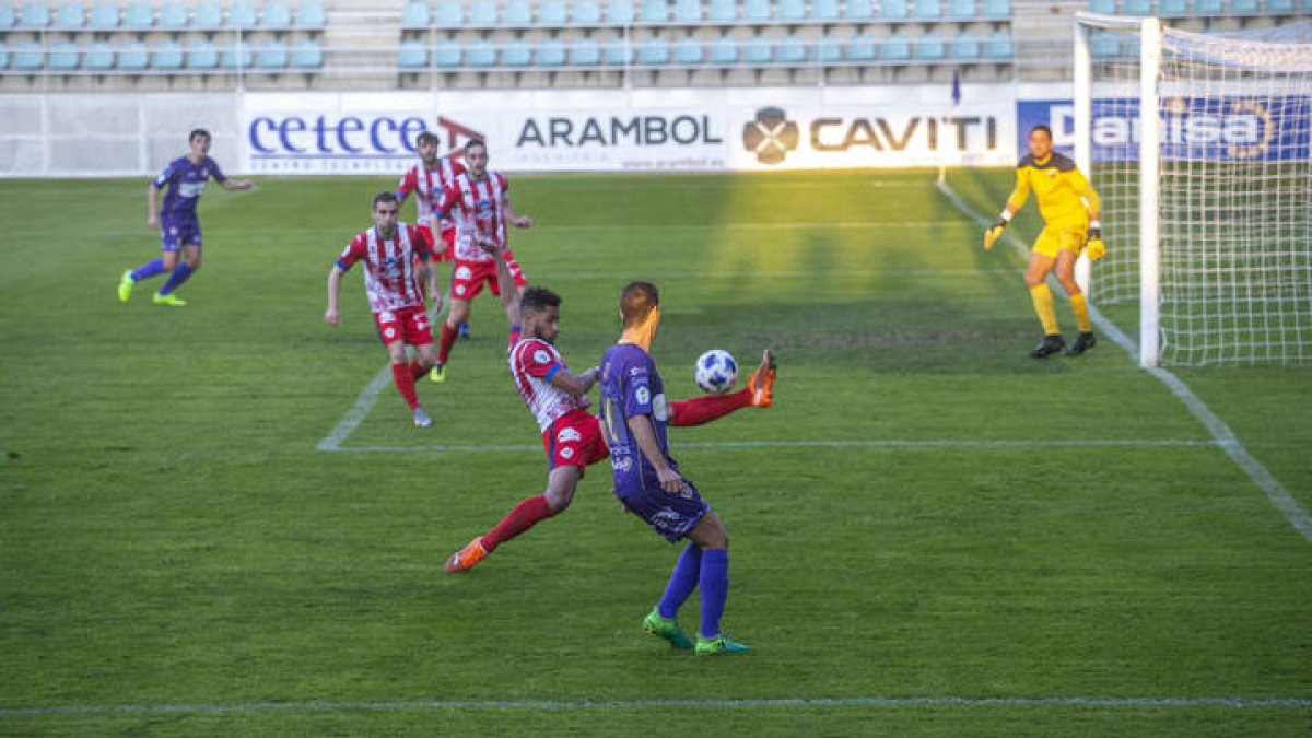 futbol nueva balastera cristo atletico palencia bembibre leon sin goles 0 0