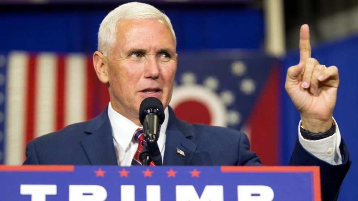 Mike Pence habla durante un acto electoral en Rossford (Ohio), el 7 de octubre.