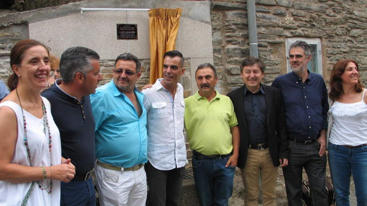 Un momento de la fiesta homenaje dedicada ayer por la tarde a Martín Alonso Pérez.