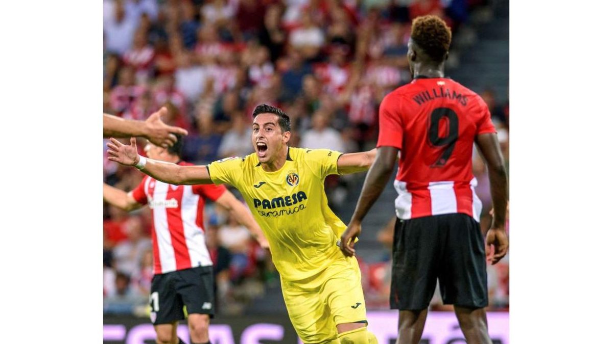 Funés celebra el segundo gol del Villarreal. JAVIER ZORRILLA