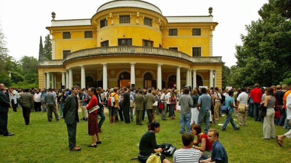 Recepción a los estudiantes de Erasmus en Barcelona.