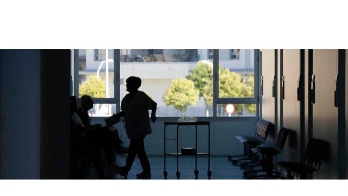 Sala de espera de un centro de salud. FERNANDO OTERO