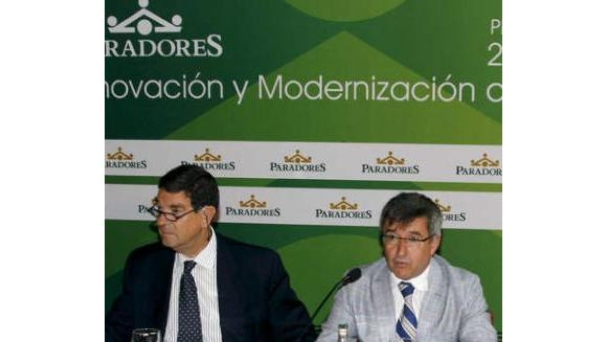 César Palazuelos y Francisco Fernández en la presentación.