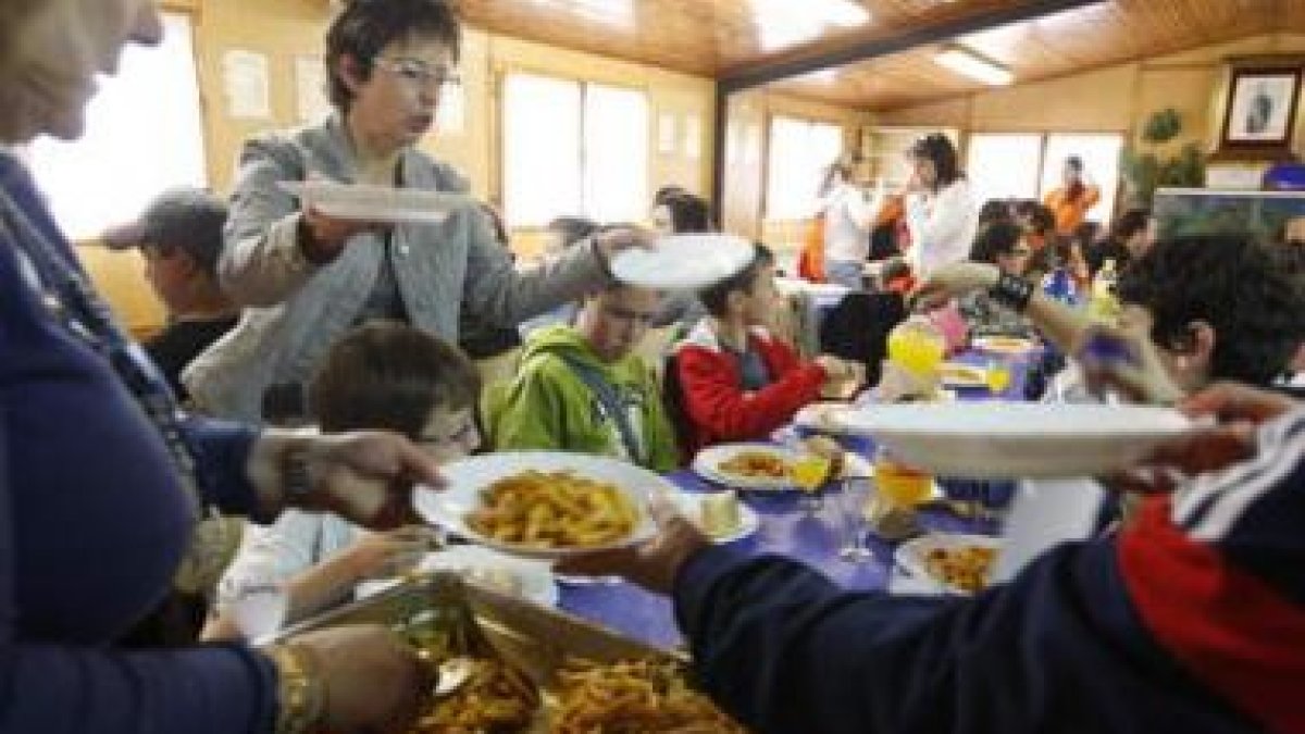 Los niños con diabetes y sus familias participaron ayer en una jornada de convivencia