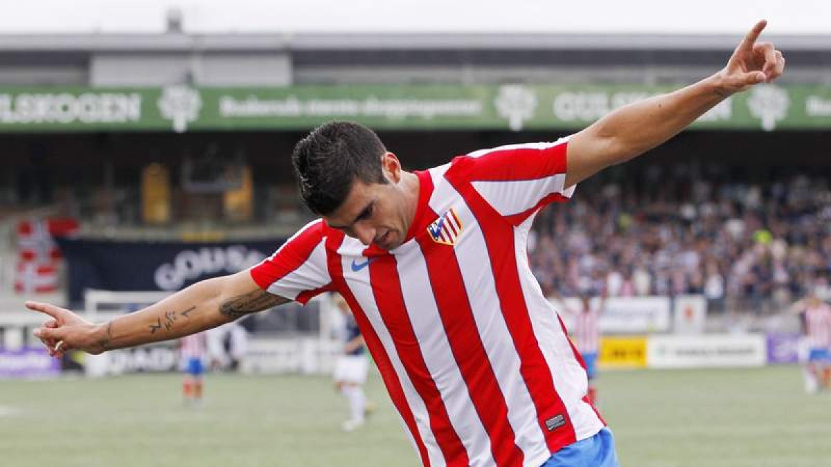 Reyes celebra el segundo gol del Atlético de Madrid frente al Stromsgodset noruego.