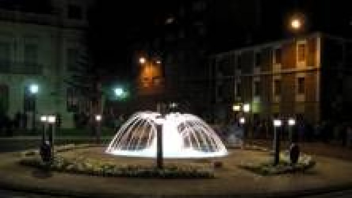 Una nueva fuente decora Valencia de Don Juan