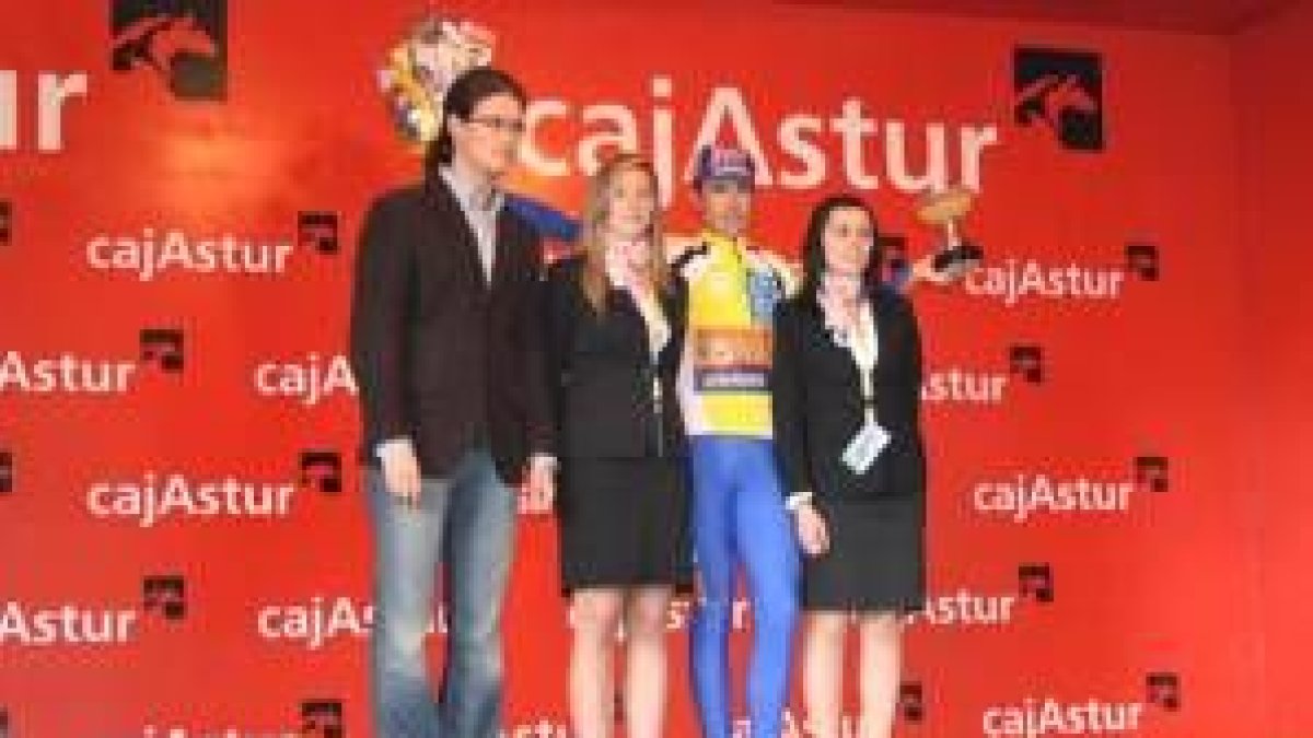 Rafael Martínez se vistió de amarillo en la primera etapa y ayer lo perdió por apenas 12 segundos
