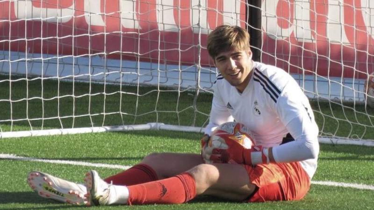 El leonés Fran González ha sido convocado por Santi Denia para la selección española sub-19. R.M.