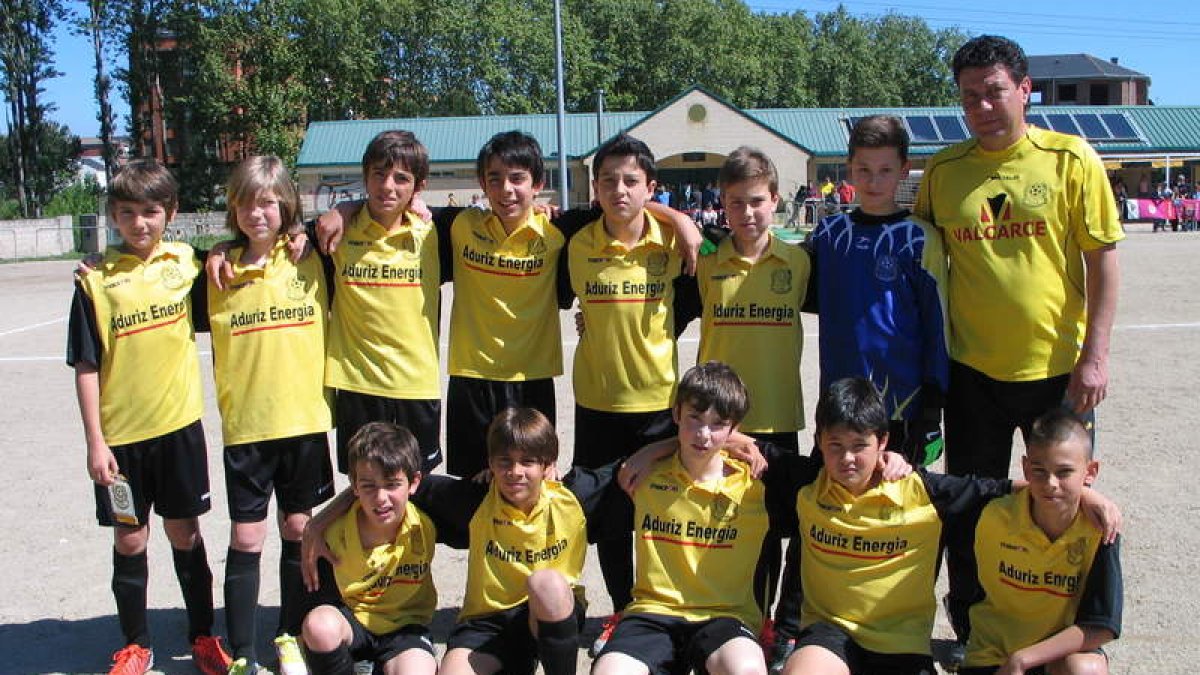 Formación del Cuatrovientos, campeón de la categoría alevín.