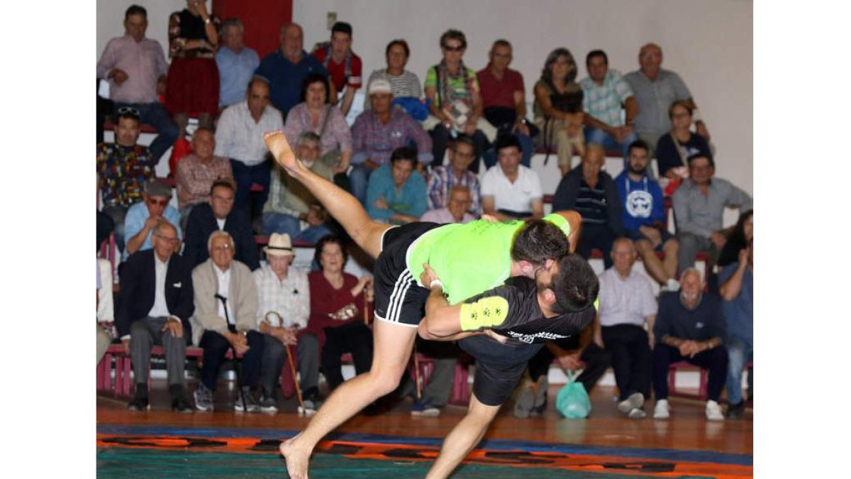 La final, con Tomás y Rodri, buen ejemplo de lo que pesados ha ganado perdiendo kilos. A.B.