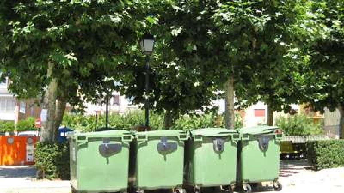 Los contenedores de Bembibre se convertirán en lienzos para los grafiteros.