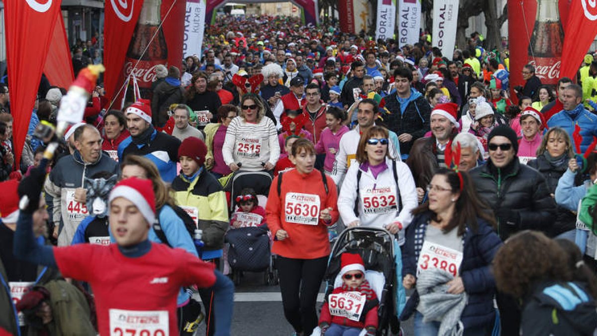 La San Silvestre de León cumple el próximo 30 de diciembre su edición número 22. JESÚS F. SALVADORES