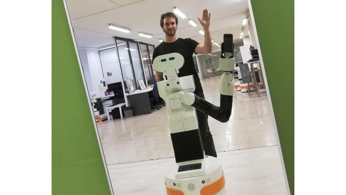 Foto cedida por el doctor en ingeniería artificial que ha inventado a Tiago. PABLO LANILLOS