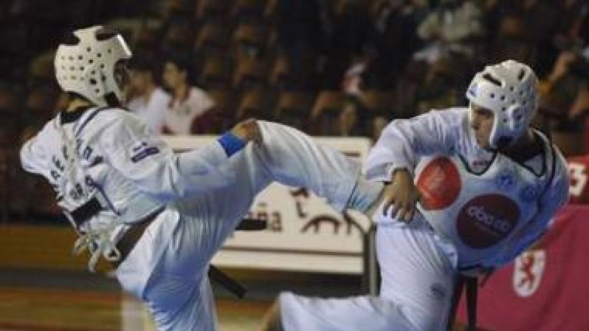 El taekwondo leonés mostró su lado más solidario.