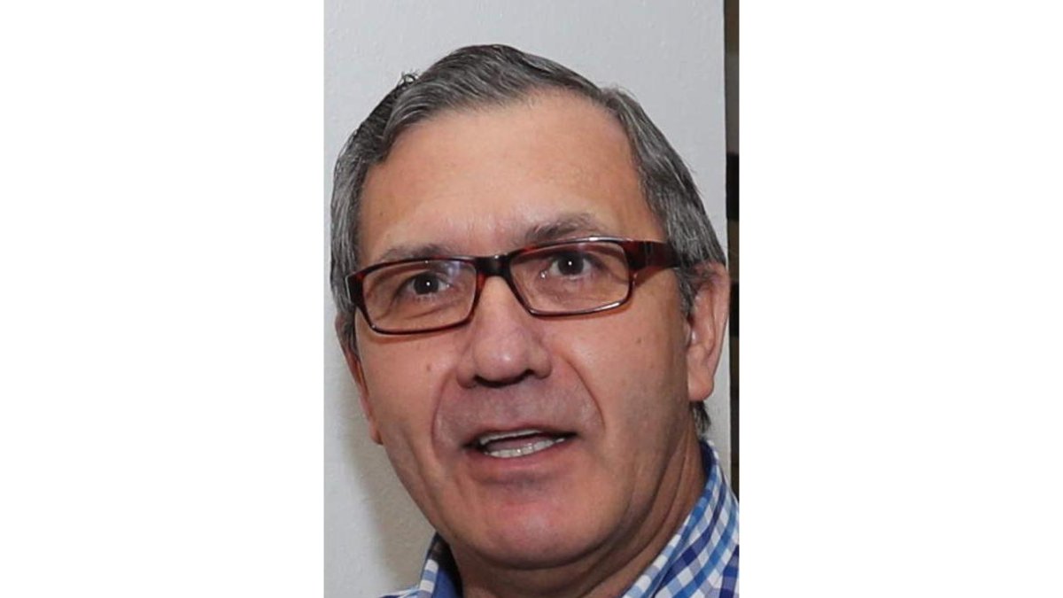 Adolfo Canedo. L. DE LA MATA