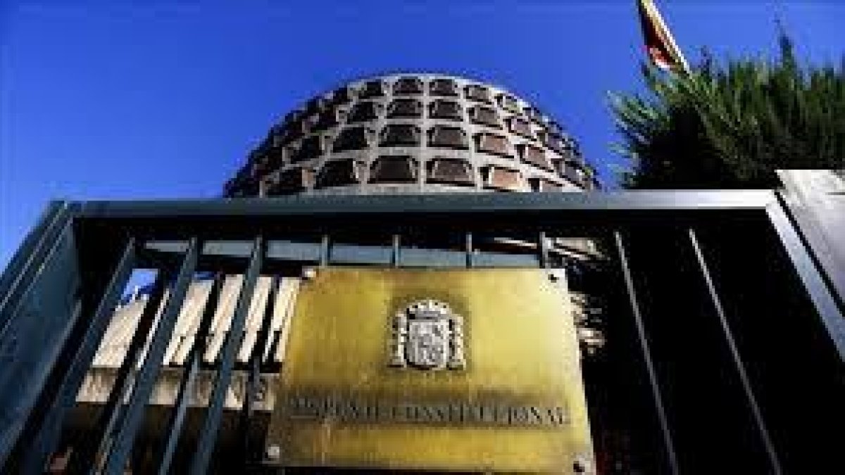 Fachada de la sede del Tribunal Constitucional, en Madrid