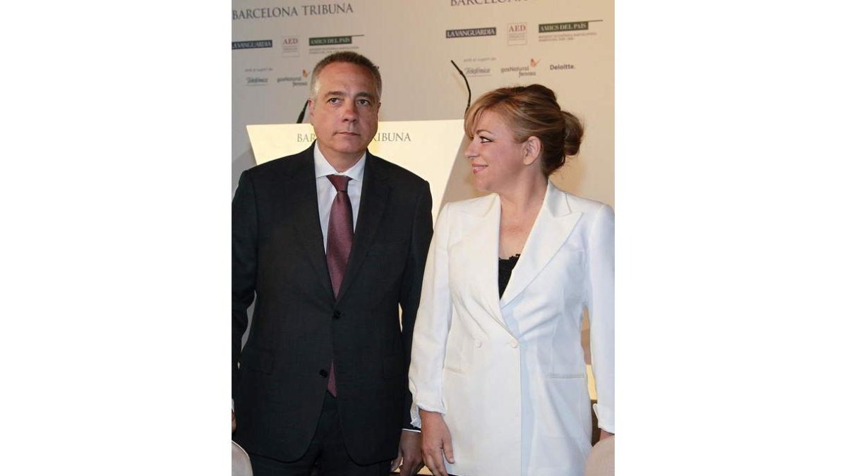 Pere Navarro y Elena Valenciano, en un acto en Barcelona.