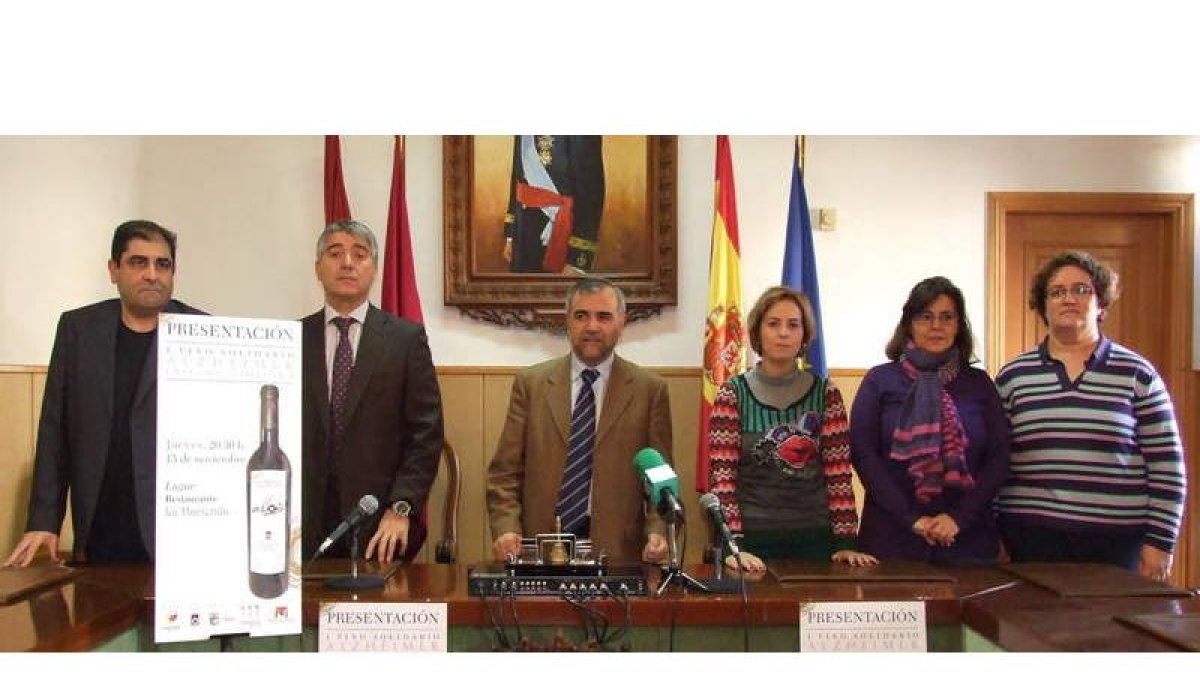 Pepe Martínez, Bernabé Alonso, José Miguel Palazuelo, Teresa González, Piedad del Río y Marta Domínguez.