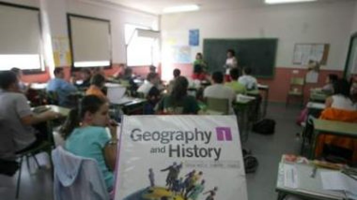 Las secciones bilingües llegan este curso a 73 centros de la provincia.