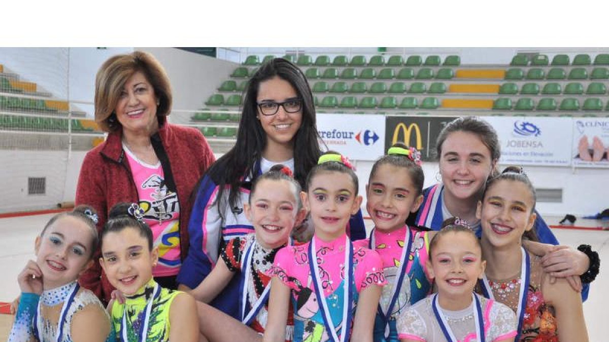 Las gimnastas del Club Ritmo impusieron sus galones en todas las categorías. DL