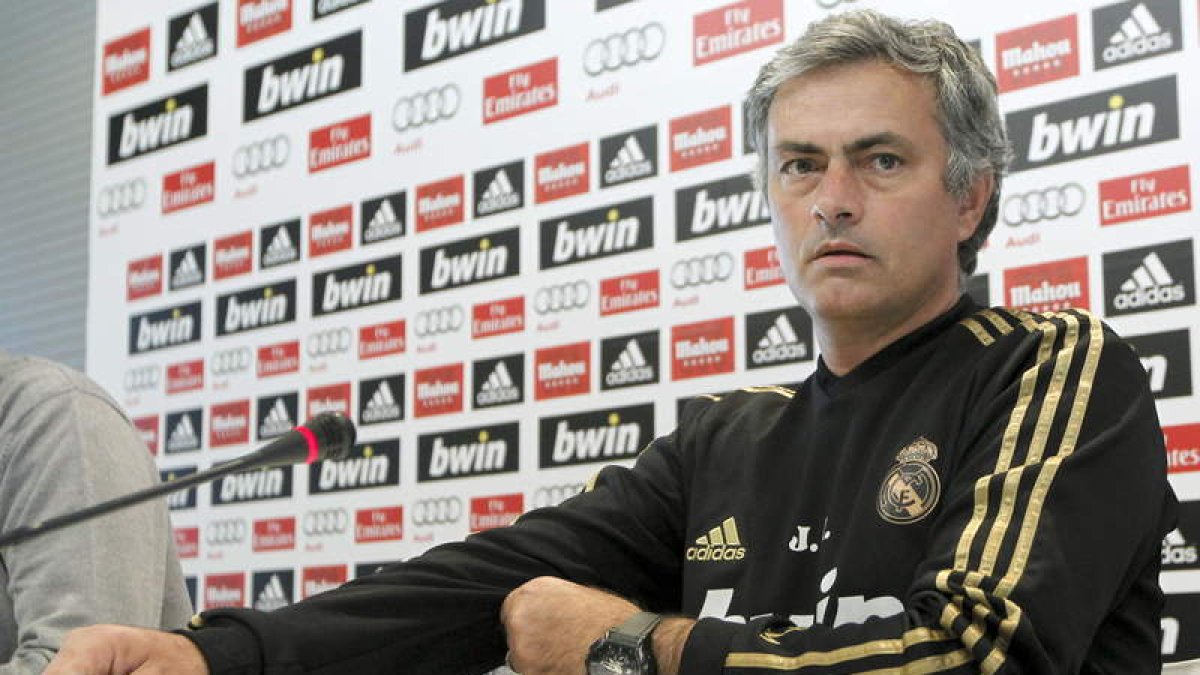 Mourinho, durante la rueda de prensa que ofreció ayer en la Ciudad Deportiva de Valdebebas.