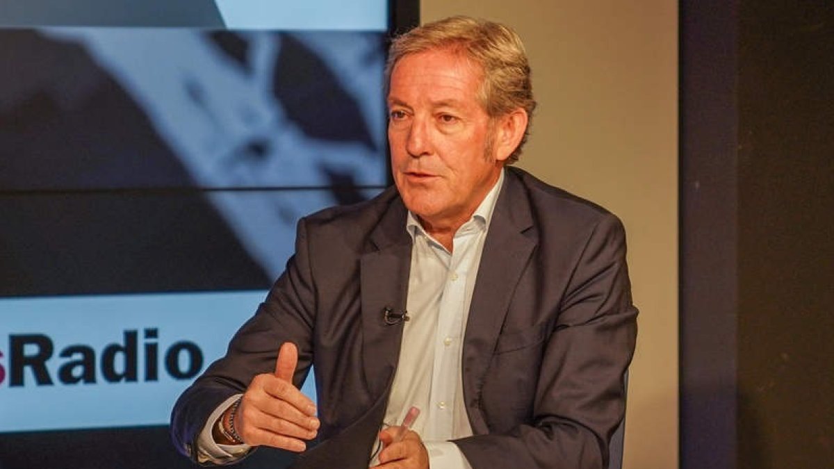 Martínez, Muñiz, Núñez y Vega, durante el programa. MIGUEL F.B.