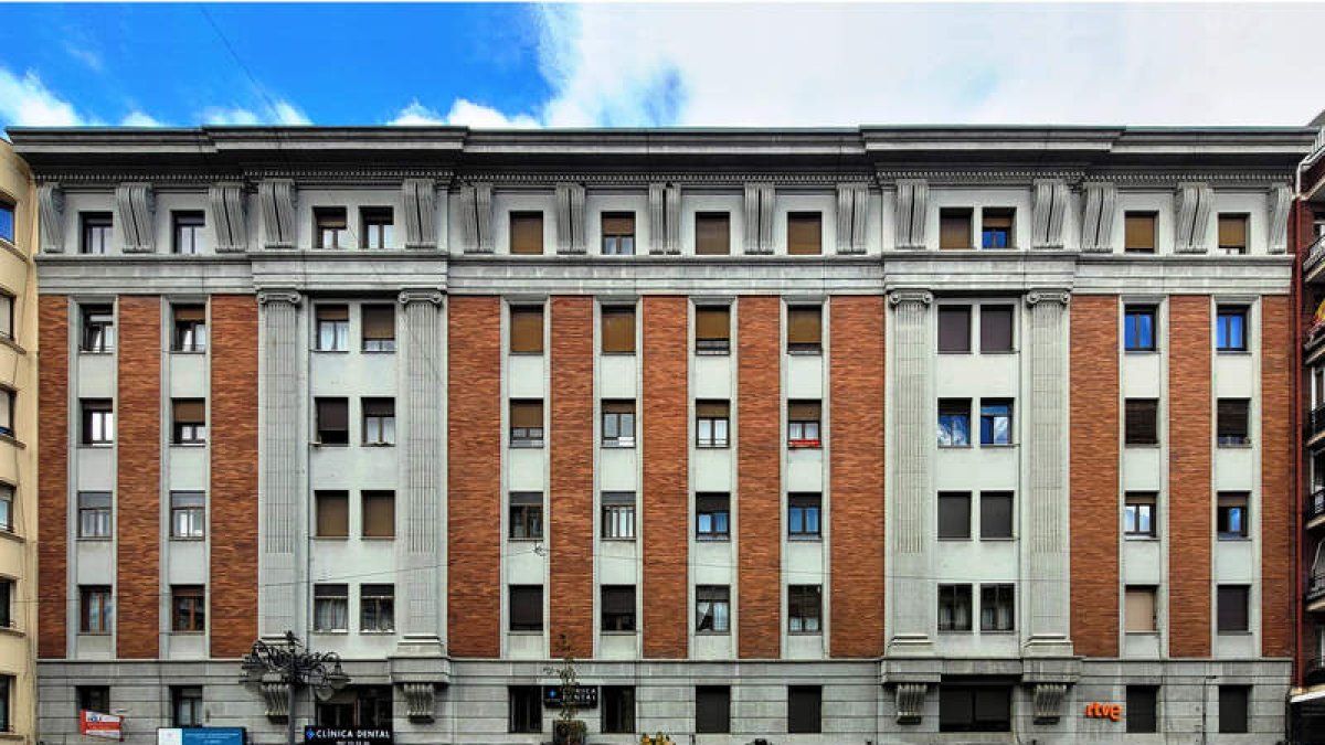 C/ Ordoño II, números 28 y 30. Ovidio Prieto, 2021