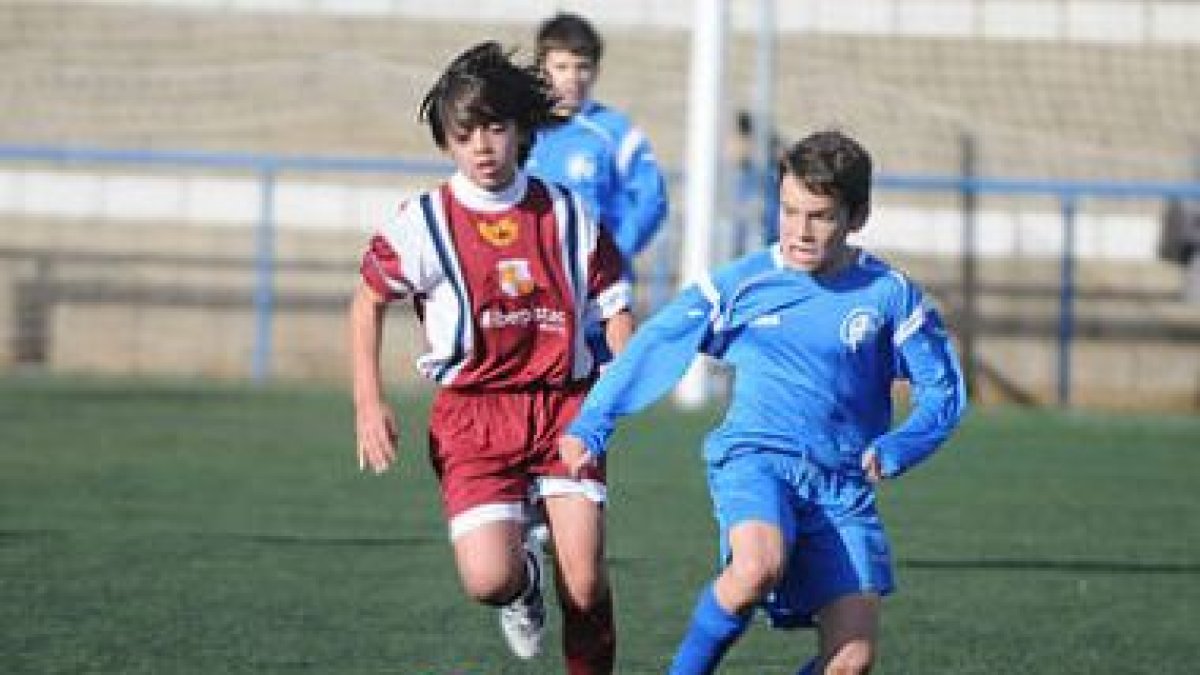 Guillermo Ibáñez marcó el tercer gol de los leoneses.