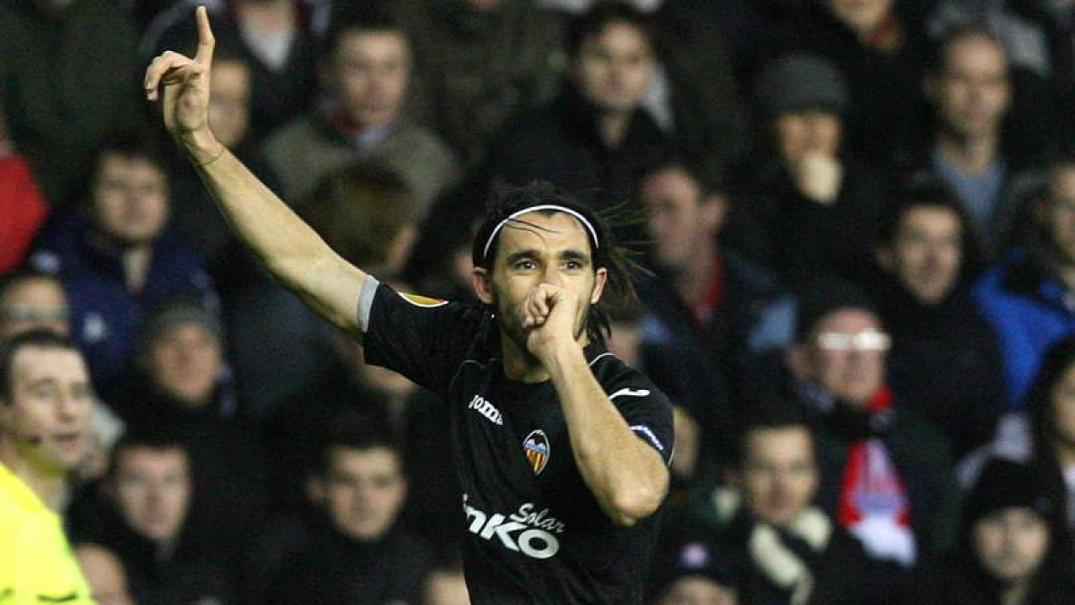 Topal celebra su gol ante el Stoke City.