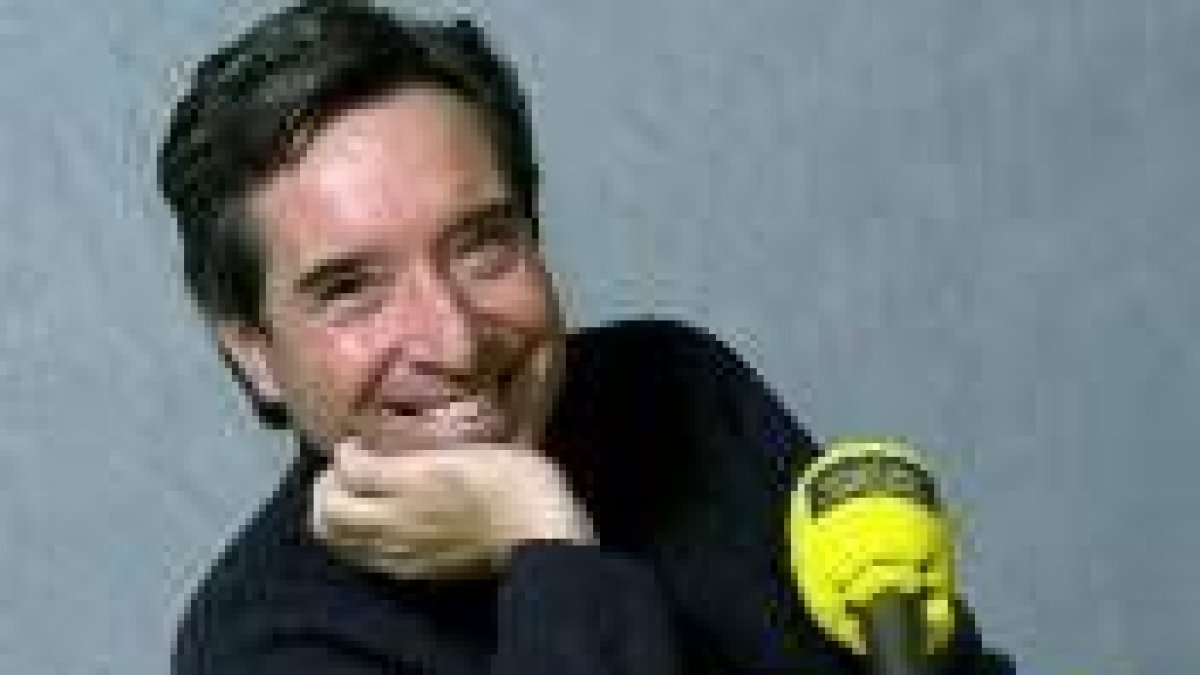 Inaki deja el programa «Hoy por hoy» de la Ser para presentar el informativo de la noche en Cuatro