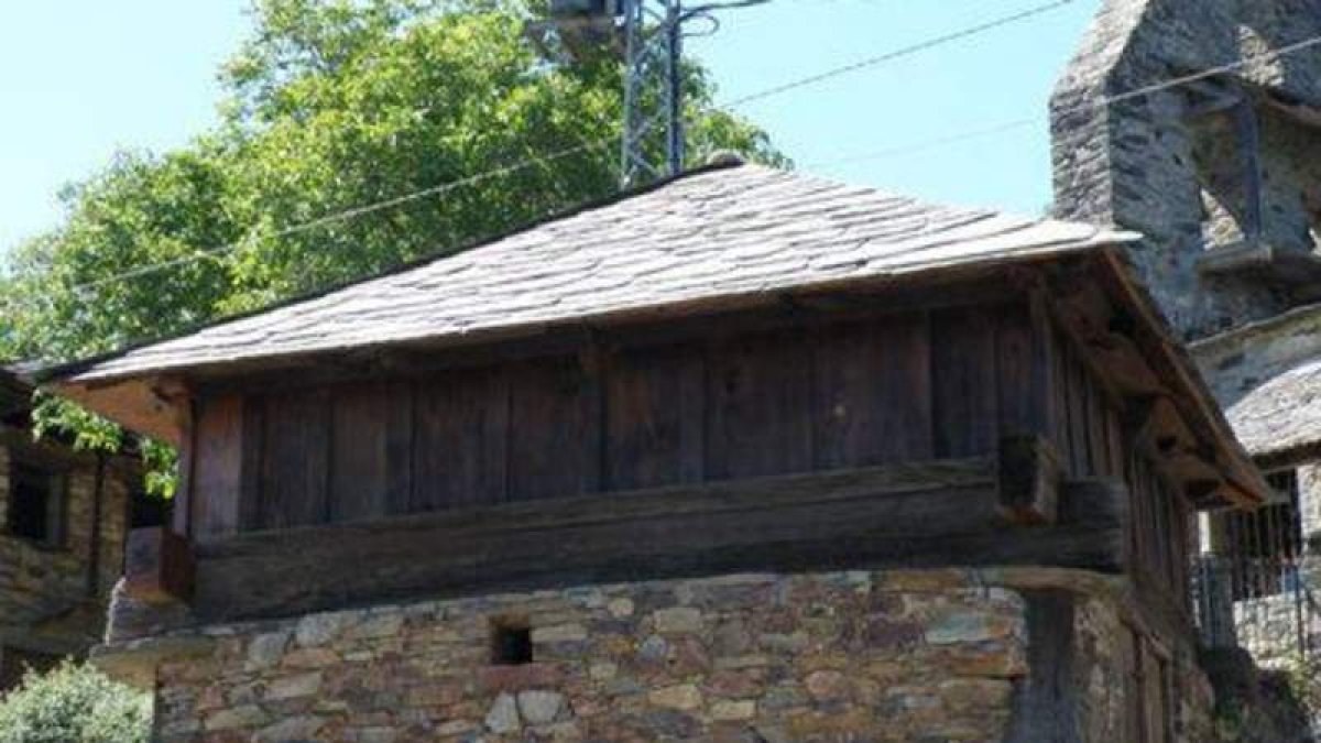 Hórreo de Sotelo, en el Bierzo Oeste.