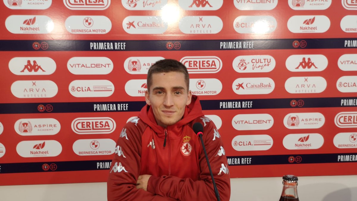 El jugador de la Cultural Íñigo Muñoz. DL