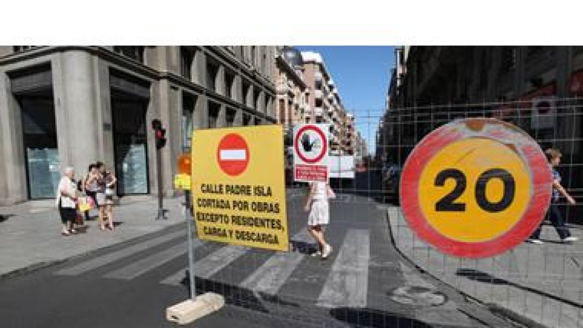La remodelación de Padre Isla comenzó el 25 de julio; cuatro días después el Juzgado paralizó las ob