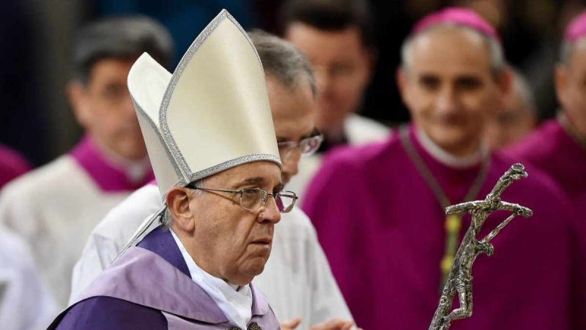 El papa Francisco durante una misa el pasado jueves en la basílica de Santa Sabina, en Roma, Italia.