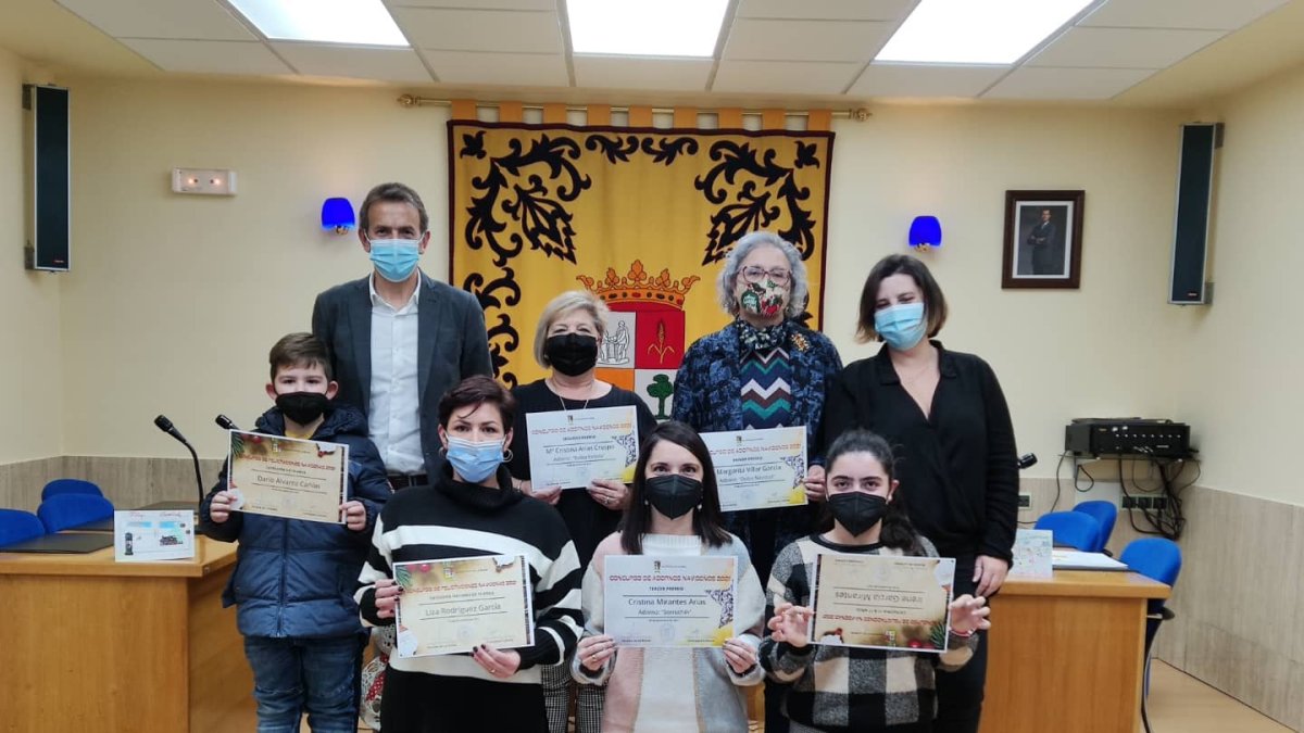 Entrega de los premios navideños en La Robla. DL