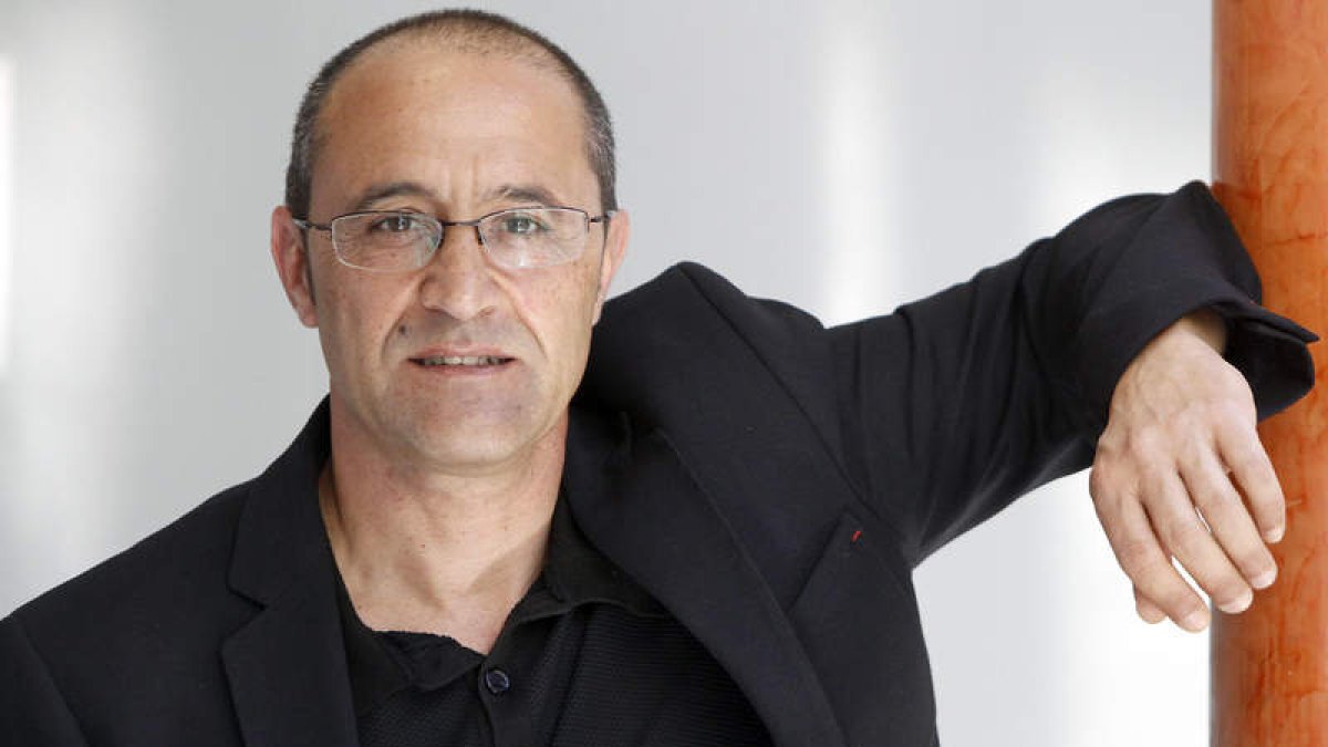 Pablo Chelmick sustituyó a José Antonio Martínez Alas al frente del colectivo leonés.