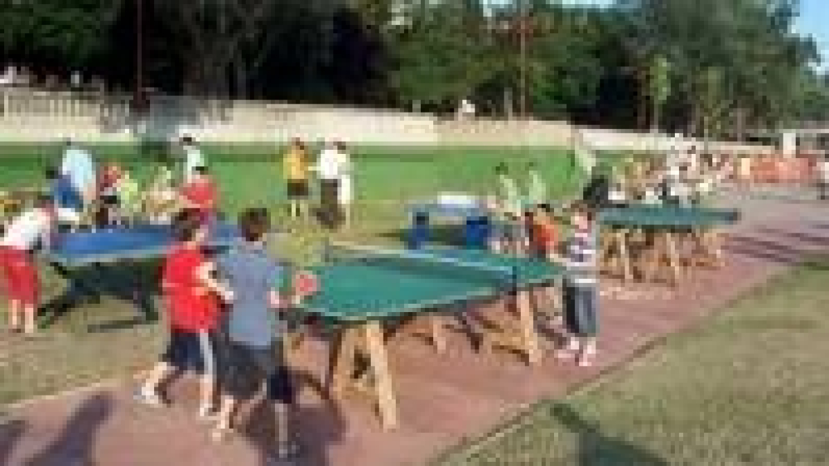 El tenis de mesa es uno de los deportes más practicados en la temporada estival