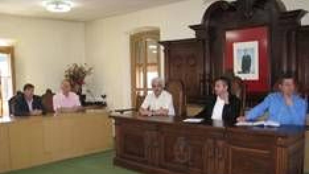 Última de las reuniones celebradas por los alcaldes de la comarca