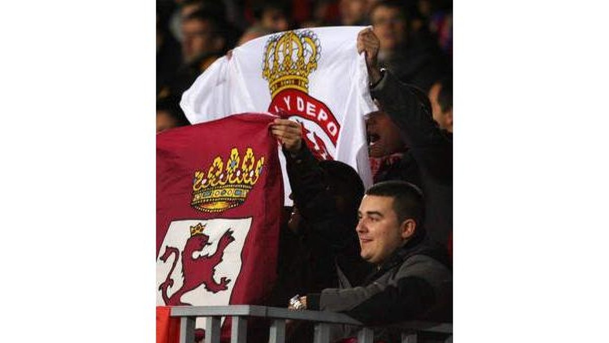 La afición de la Cultural se concentra hoy en Botines para exigir que el club sea de los socios.